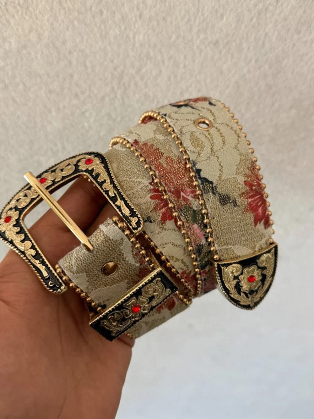 Floral Jacquard Tapestry Western Ruby Buckle Belt
